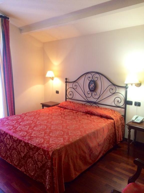 Villa Chiara Hotel Canelli Kültér fotó